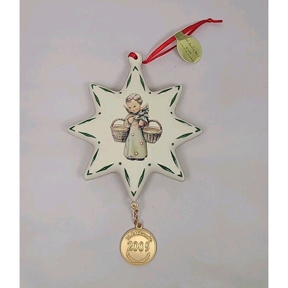 Hummel Christmas Tree Ornament 2009 Christmas Angel The Danbury Mint - Picture 1 of 6